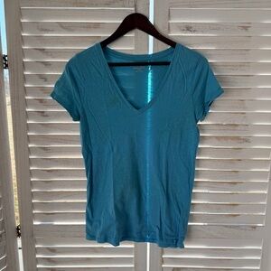 Merona | Short Sleeve V-Neck Tee